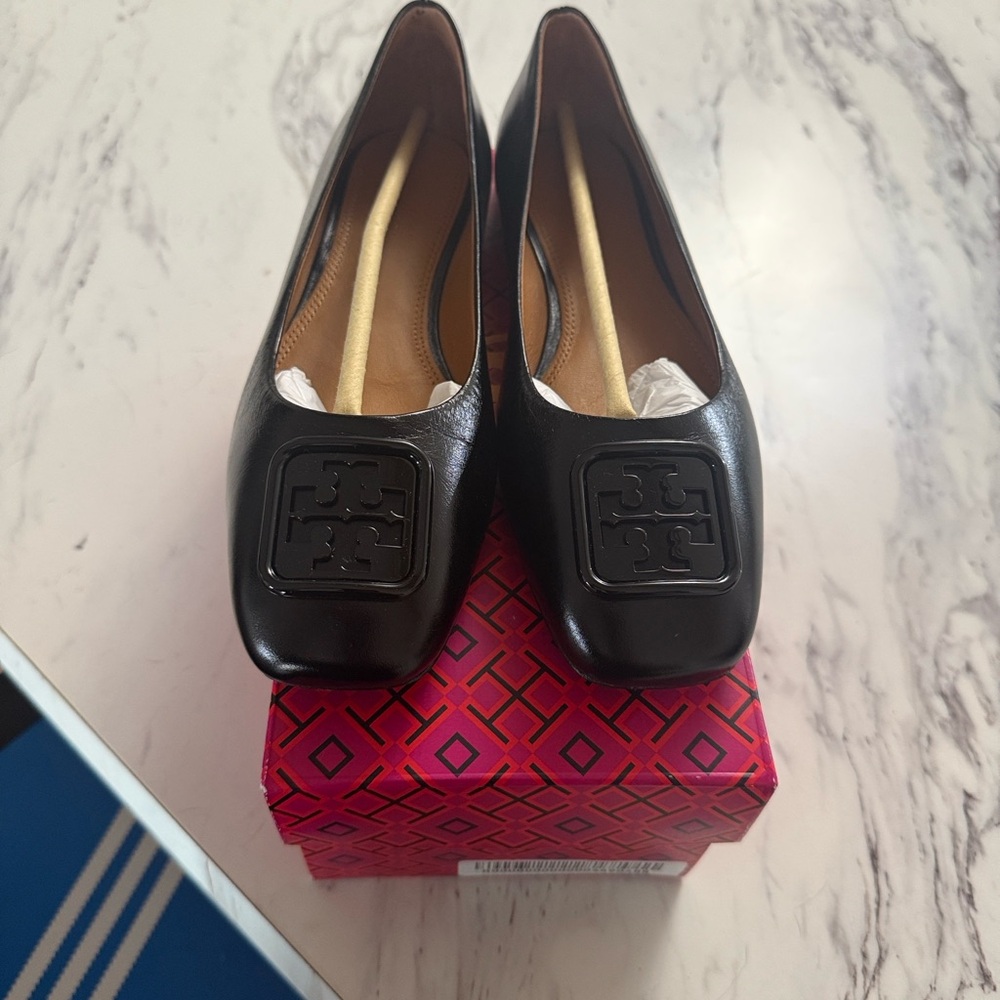 Tory Burch Georgia Ballet in Wrinkle Calf Leather *NIB & Authentic*